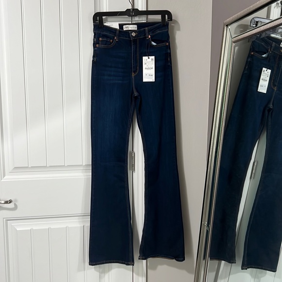 ZARA skinny flare jeans. NWT, size 36/4 US. - Picture 1 of 4